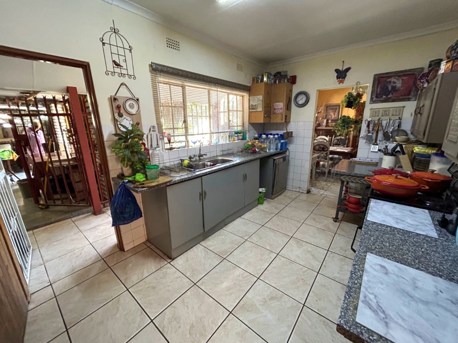 6 Bedroom Property for Sale in Brits North West